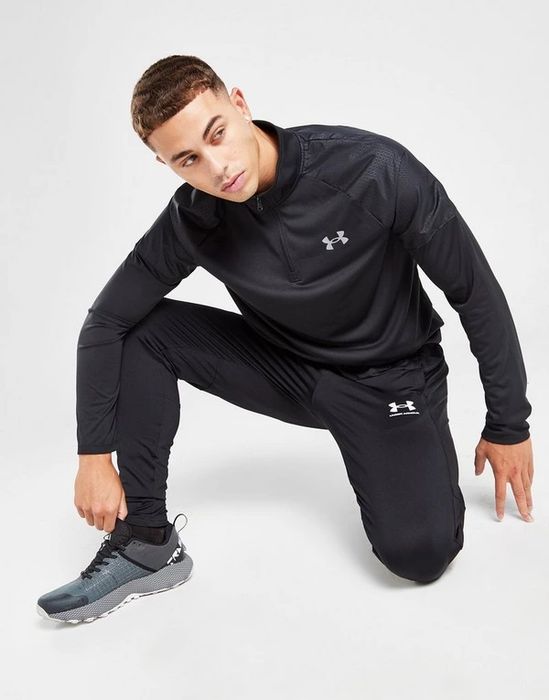 Hình ảnh Under Armour 2
