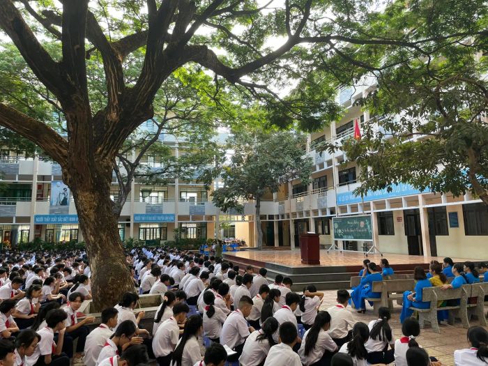 Khuôn viên xanh mát cùng cơ sở vật chất tiện nghi tại THCS Phước Thắng