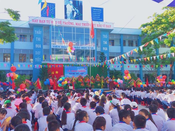 Các hoạt động thể chất và nghệ thuật phát triển toàn diện tại THCS Nguyễn Văn Linh