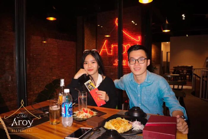 Những món ăn được trình bày nghệ thuật tại Thái AROY