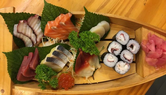 Không gian ấm cúng mang phong cách Nhật tại Hana Sushi