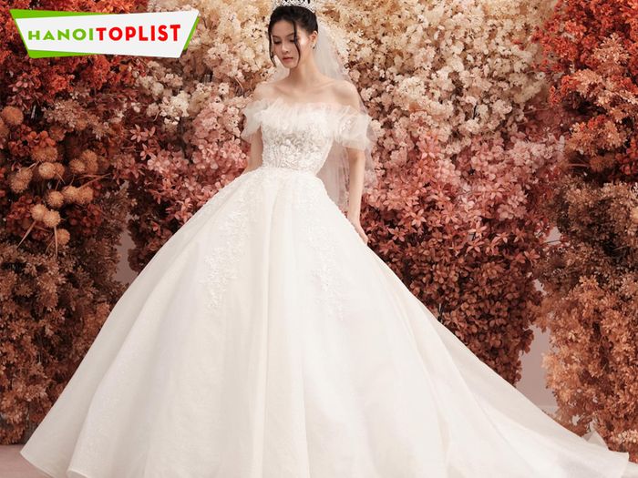 prommy-stylish-prommy-bridal-Tripi