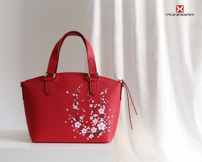 Ponagar Handmade Leather Ảnh 2 - Sự kết hợp hoàn hảo giữa chất liệu da châu Âu và nghệ thuật trang trí truyền thống