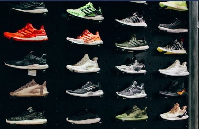 Top 10 cửa hàng giày Nike chính hãng tại TPHCM: Online Sneaker Store