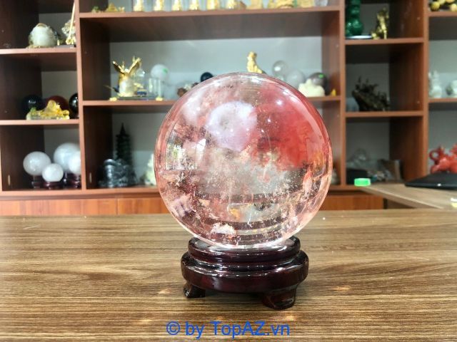 Ẩn sau vẻ đẹp rực rỡ của quả cầu đá Núi Lửa là sức mạnh tiềm tàng khó cưỡng.