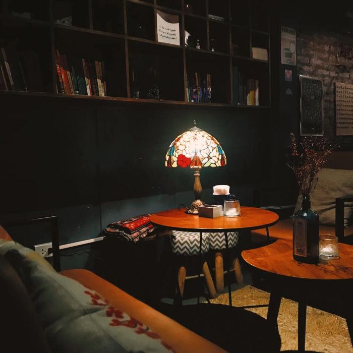 Góc thư giãn ấm cúng về đêm tại Ashtray