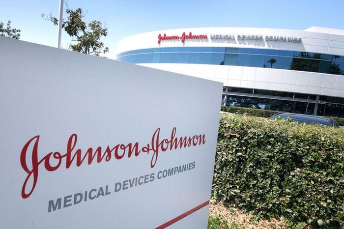 Hình ảnh thương hiệu Johnson & Johnson số 2
