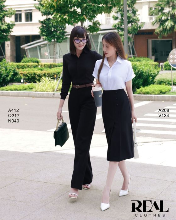 Hình ảnh thiết kế đa phong cách từ Real Clothes