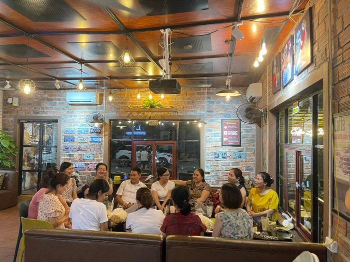 Café Ly _ Quảng Xương - Không Gian Lý Tưởng Cho Cuộc Hẹn Cuối Tuần