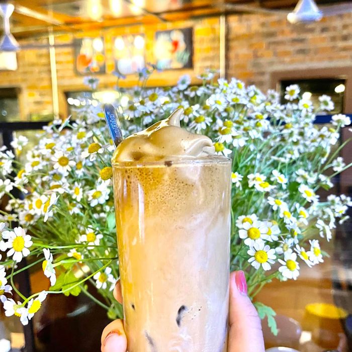 Café Ly _ Quảng Xương - Không Gian Hoàn Hảo Cho Cuộc Hẹn
