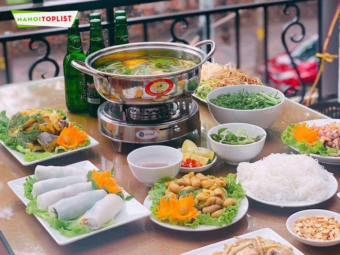 cha-ca-van-mieu-Tripi
