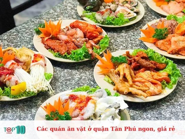 Các quán ăn vặt nổi bật ở quận Tân Phú: Ngon, giá rẻ và rất được yêu thích.