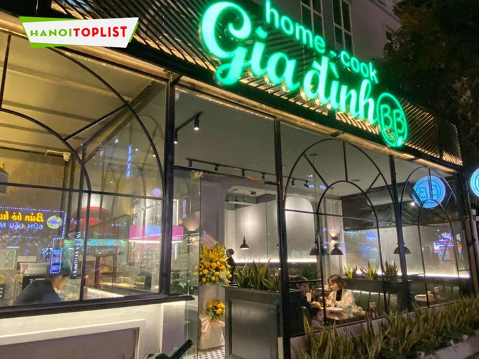 home-cook-gia-dinh-bb-Tripi