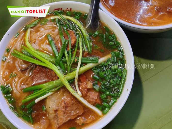 pho-that-pho-bo-sot-vang-ngon-tai-ha-noi-Tripi