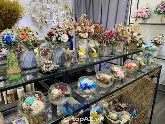 IRIS - Thương hiệu hoa khô cao cấp bậc nhất Sài Gòn