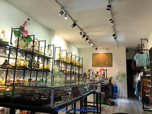 Hoàng Hạc Lâu là một cửa hàng văn hóa phẩm Phật giáo uy tín tại TPHCM, luôn cung cấp sản phẩm chất lượng với mức giá hợp lý.