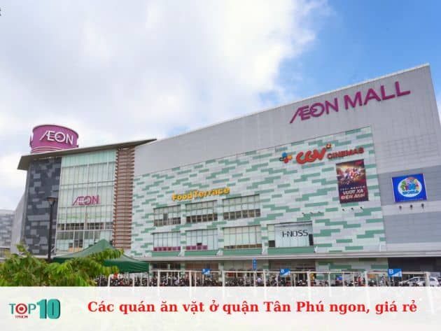 Các quán ăn vặt ở quận Tân Phú luôn là điểm đến lý tưởng cho những tín đồ yêu thích ẩm thực với giá cả phải chăng và hương vị đa dạng.