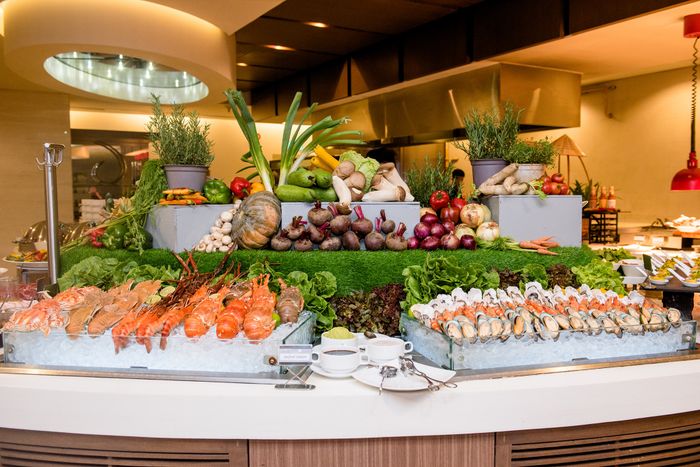 Hình ảnh trải nghiệm buffet tại The Square – Novotel Saigon Centre