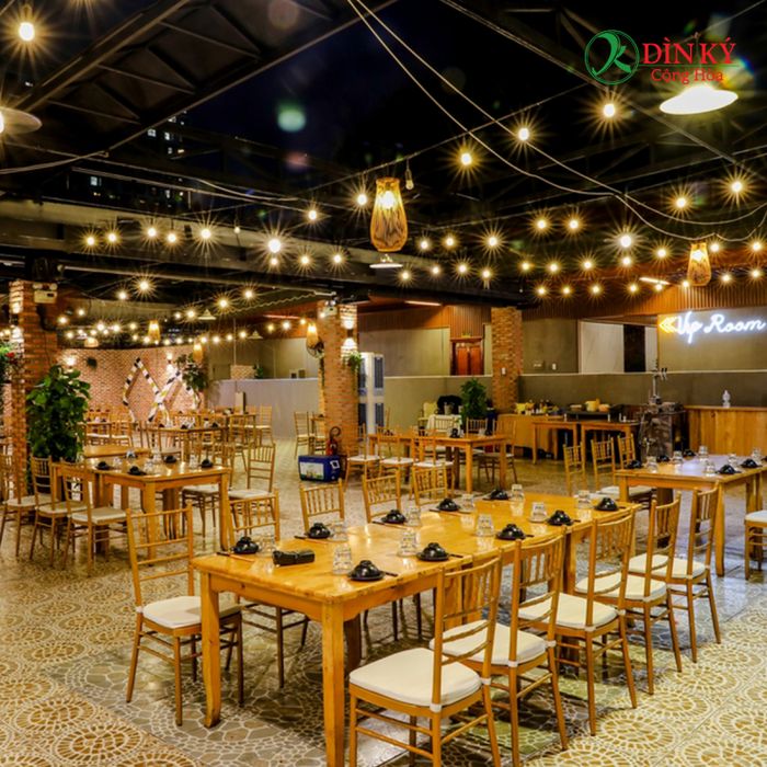 Hình ảnh không gian ẩm thực tại Buffet Dìn Ký