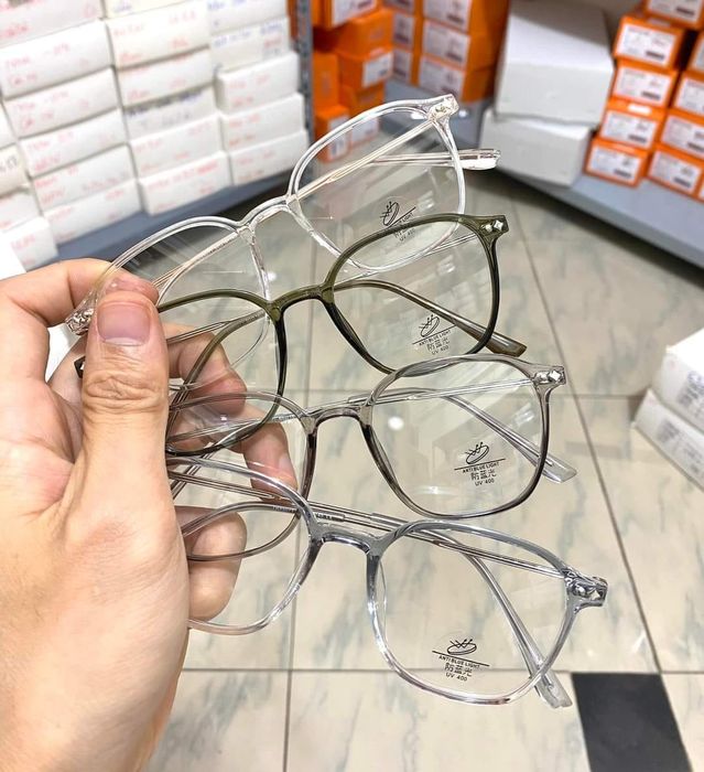 Không gian hiện đại tại Kính Mắt H & C
