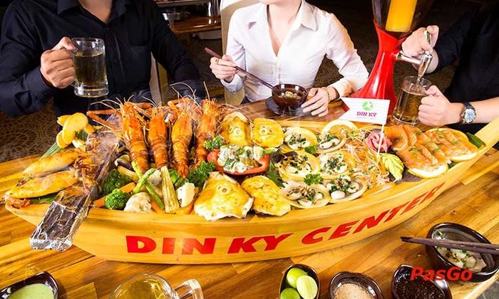 Khám phá không gian ẩm thực tại Dìn Ký qua loạt ảnh chân thực