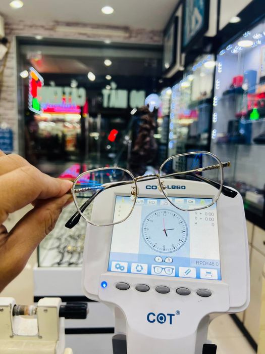 Không gian sang trọng tại Kính Mắt Nhật Nam