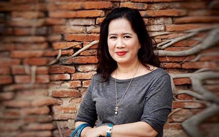 Chân dung nhà văn Nguyễn Thị Thu Huệ - Người kể chuyện đa tài
