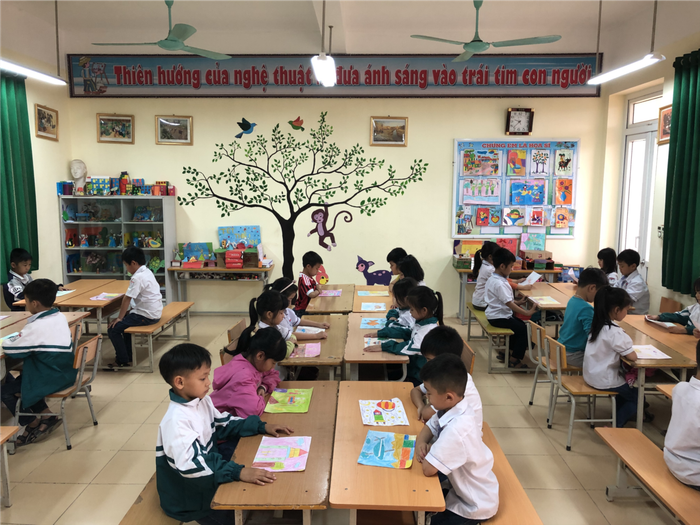 Trường Tiểu học Phương Đình A ảnh 2 - Không gian học tập lý tưởng với sân chơi rộng rãi và nhiều cây xanh