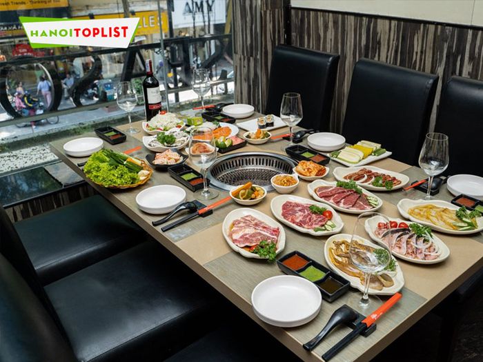 nha-hang-season-bbq-Tripi