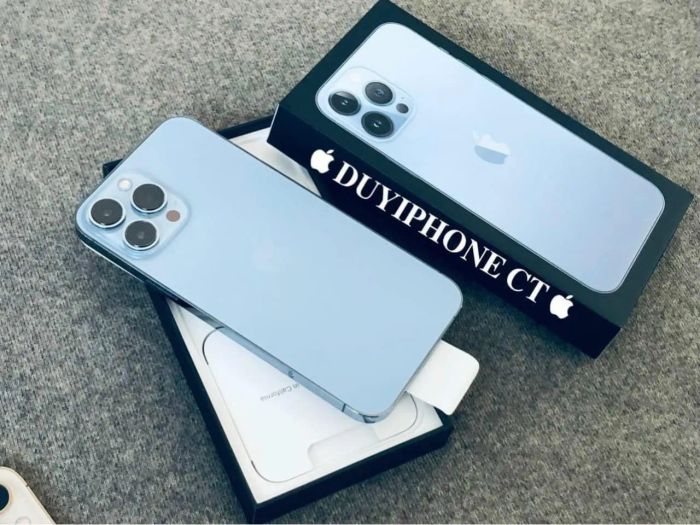 Không gian trưng bày iPhone chính hãng tại Duy iPhone
