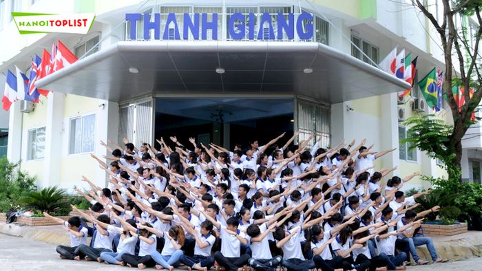 du-hoc-thanh-giang-Tripi