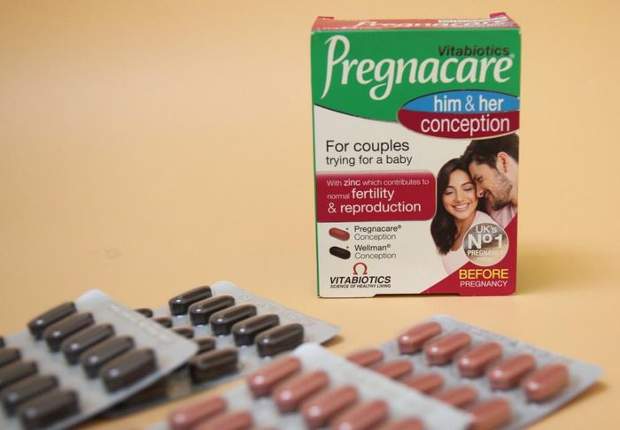 Hình ảnh thực tế bộ sản phẩm Pregnacare Him & Her