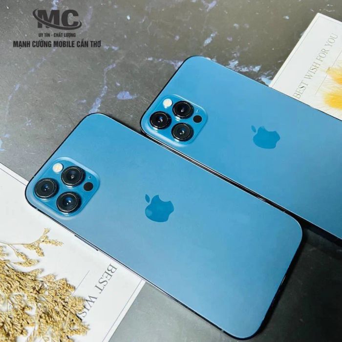 Không gian trưng bày hiện đại tại Mạnh Cường Mobile