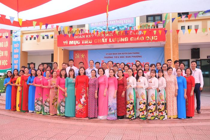 Trường Tiểu Học Đan Phượng ảnh 1 - Công trình kiến trúc giáo dục hiện đại giữa không gian xanh mát