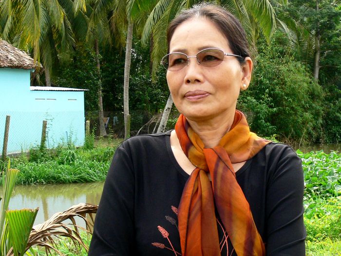 Chân dung nữ thi sĩ Ý Nhi