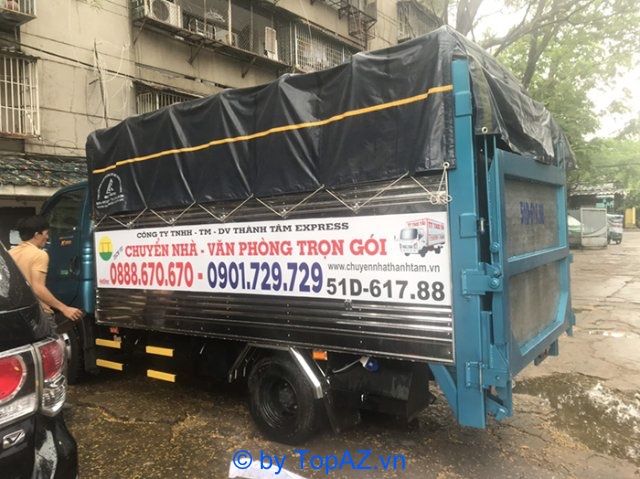 Thành Tâm Express chủ yếu cung cấp các dòng xe tải nhỏ, với tải trọng từ 500kg đến 1.25 tấn, phù hợp với các nhu cầu vận chuyển vừa và nhỏ.