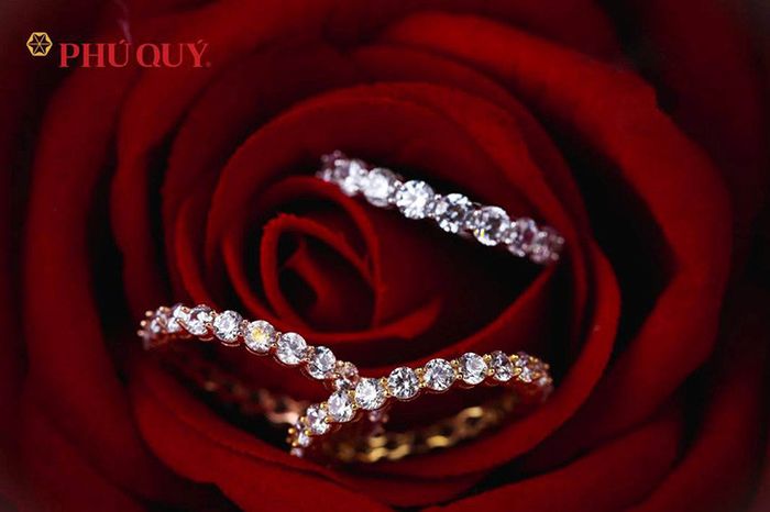 Công ty vàng bạc đá quý Phú Quý hình ảnh 2