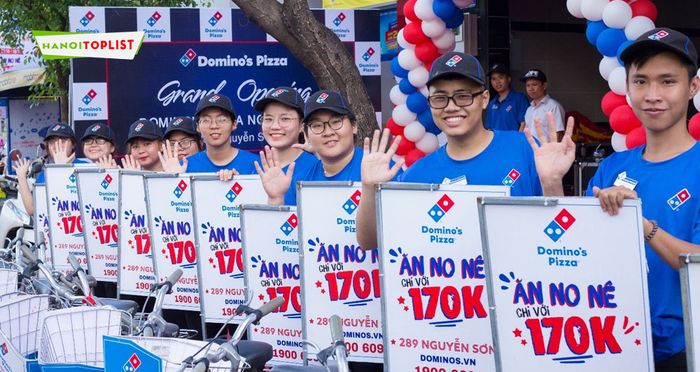 tam-long-nhan-vien-domino-pizza