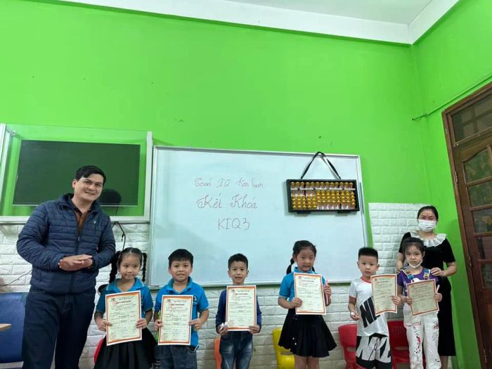 Ngoại Ngữ Galaxy Kon Tum ảnh 1