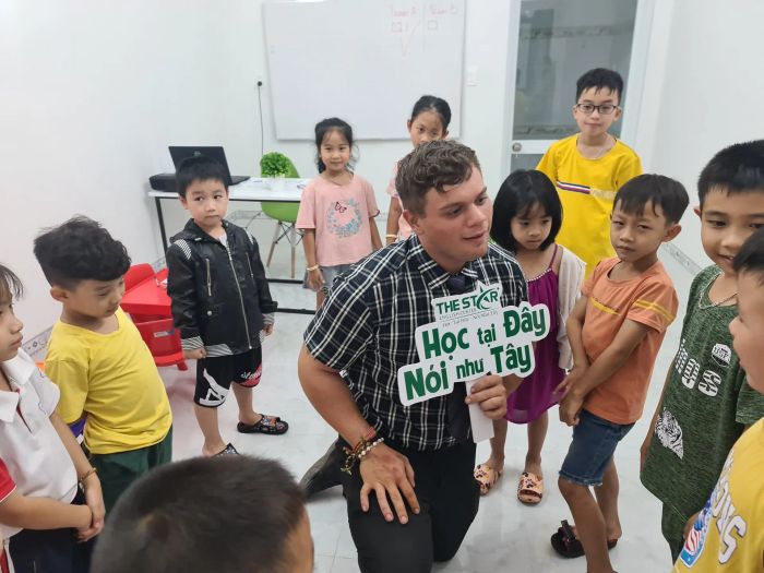 Trung tâm The Star - Học Tiếng Anh Giao Tiếp TP Kon Tum ảnh 1