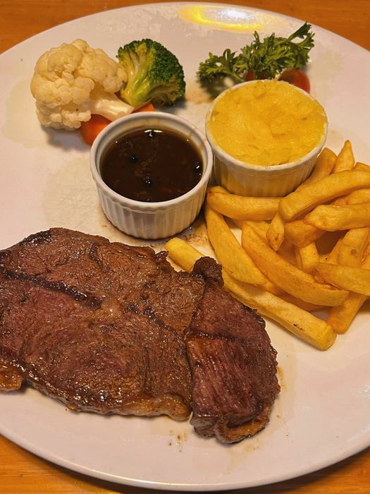 Những món steak hảo hạng tại Funny Beef