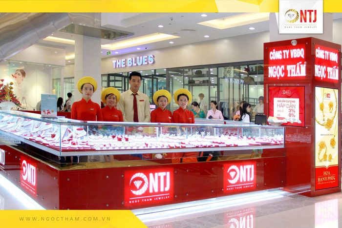 CÔNG TY TNHH VÀNG BẠC ĐÁ QUÝ NGỌC THẨM hình ảnh 2