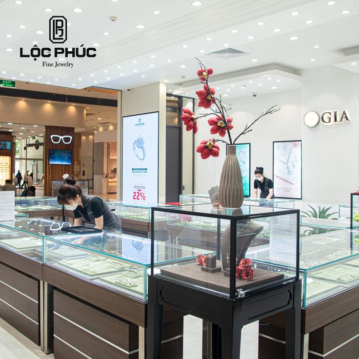 CÔNG TY CỔ PHẦN VÀNG BẠC ĐÁ QUÝ LỘC PHÚC hình ảnh 1