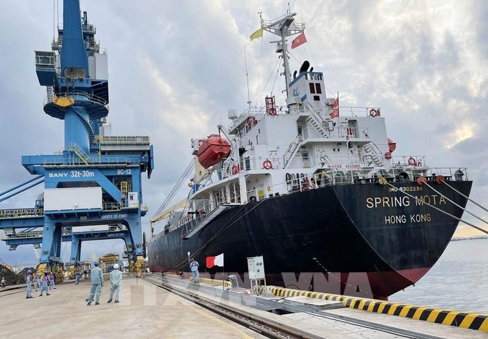 Bộ sưu tập hình ảnh ấn tượng về Cảng Dung Quất - chứng nhân cho sự phát triển thần tốc của ngành logistics Việt Nam
