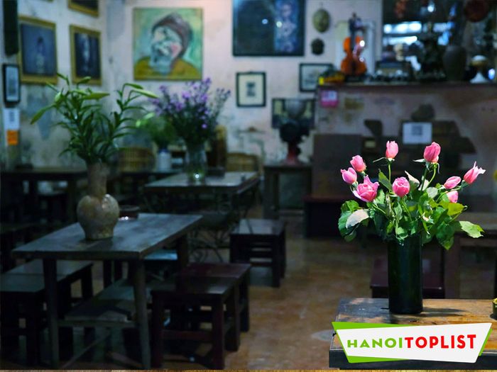 cafe-cuoi-ngo-dia-chi-chup-hinh-sieu-dep-Tripi