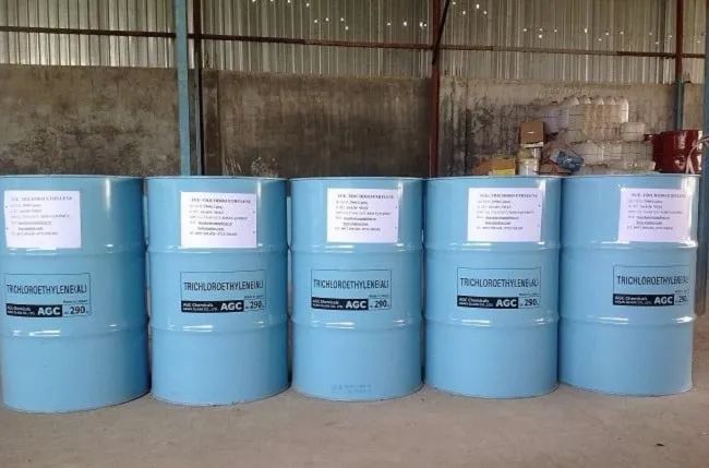 VinaChemical - Giải pháp hóa chất toàn diện cho doanh nghiệp