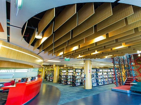Góc đọc sách sang trọng tại Thư viện ĐH RMIT
