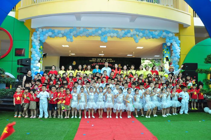 Hình ảnh hoạt động vui chơi của các bé tại Trường Mẫu Giáo Sao Sáng 3