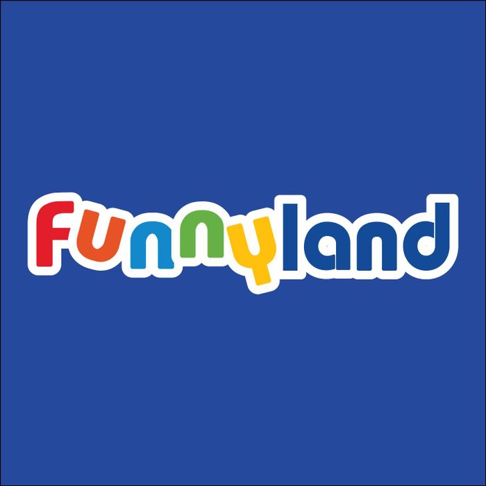 Không gian trưng bày đồ chơi đầy màu sắc tại Funny Land