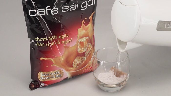 Hình ảnh bao bì sản phẩm Wake Up Café Sài Gòn